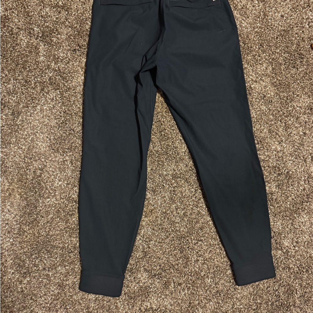Vuori Navy Jogger Pants with Drawstring - Picture 3 of 3